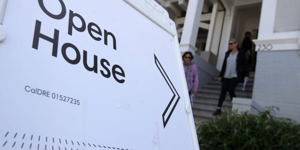 Mortgage rates rise for the fifth week in a row. Here’s how much more homebuyers are paying since the Iran war started.