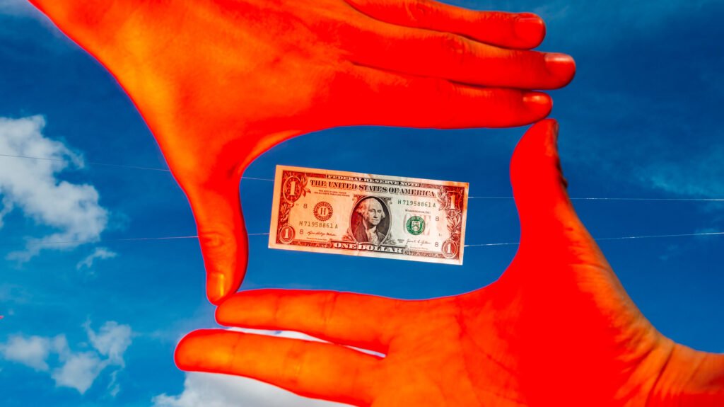 Opinion | This Is Starting to Look Like a Slow-Motion Bank Run